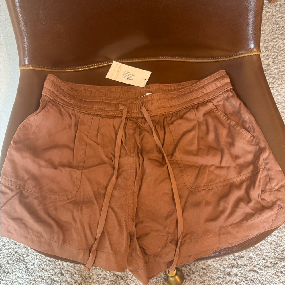 BE COOL Women's Athletic Brown Shorts